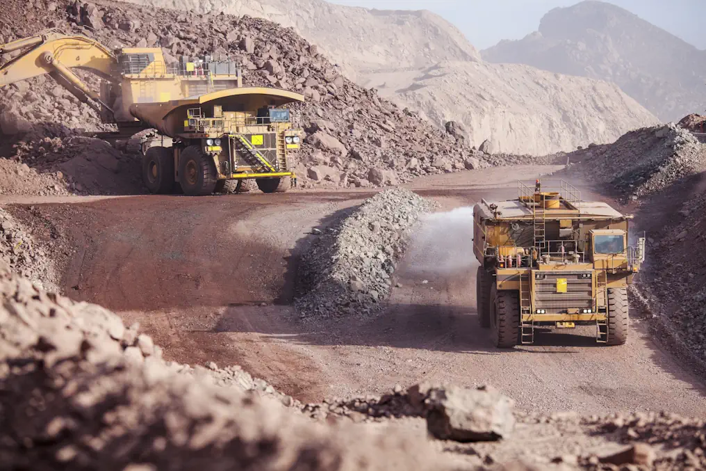 Efficient Mining Equipment Transportation Key Logistics and Regulatory Considerations - 3