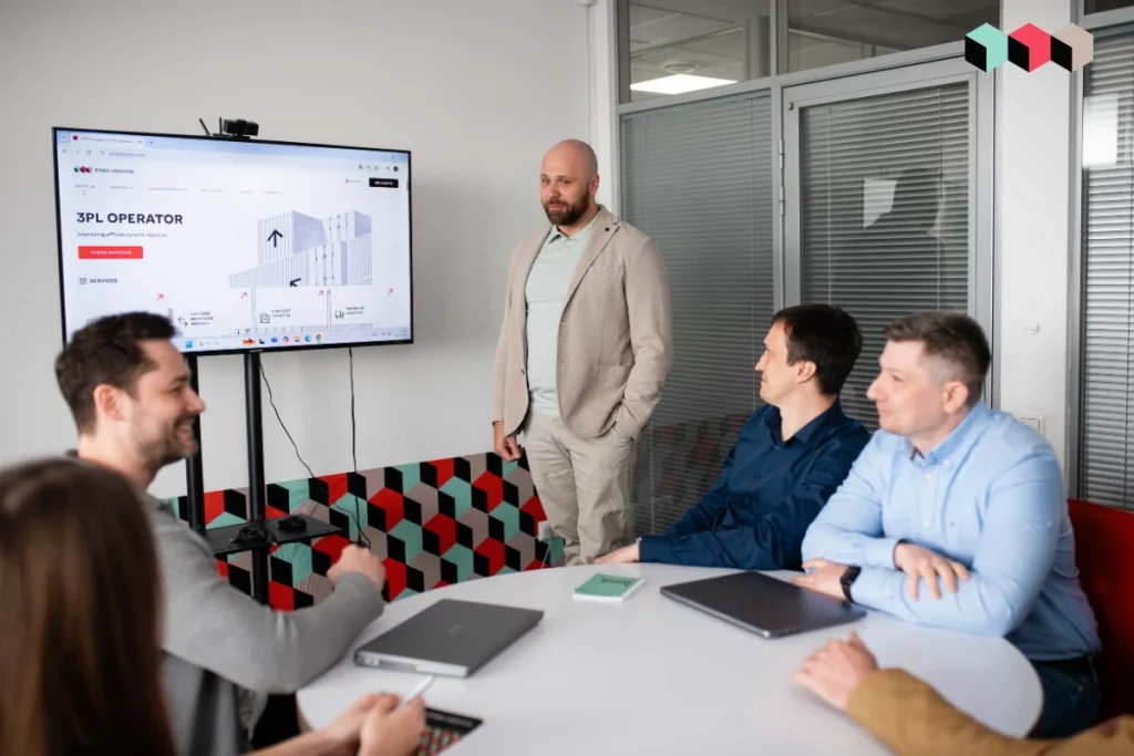 Freight forwarder or 3PL operator — what to choose for your business SYNEX Logistics